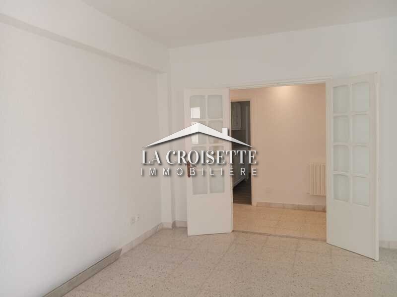 Appartement S+2 à La Soukra